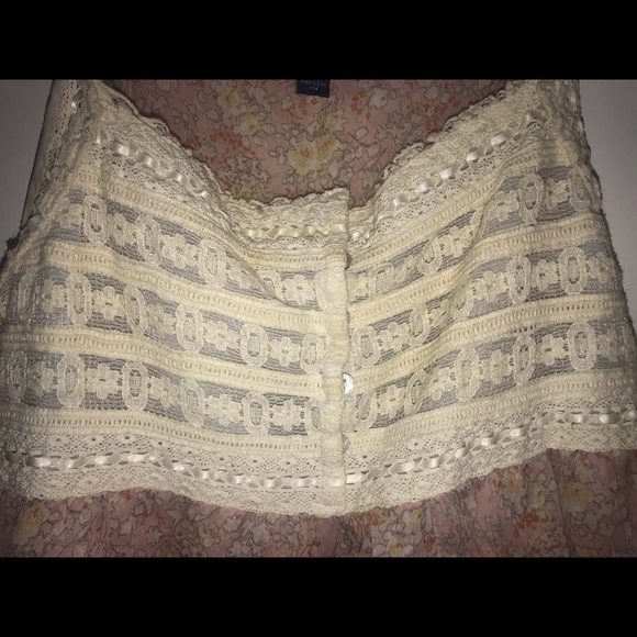 American Eagle Tank Top 4/$15 - Picture 3 of 5